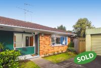 2015-06-16 8-394 Onehunga Mall - Onehunga